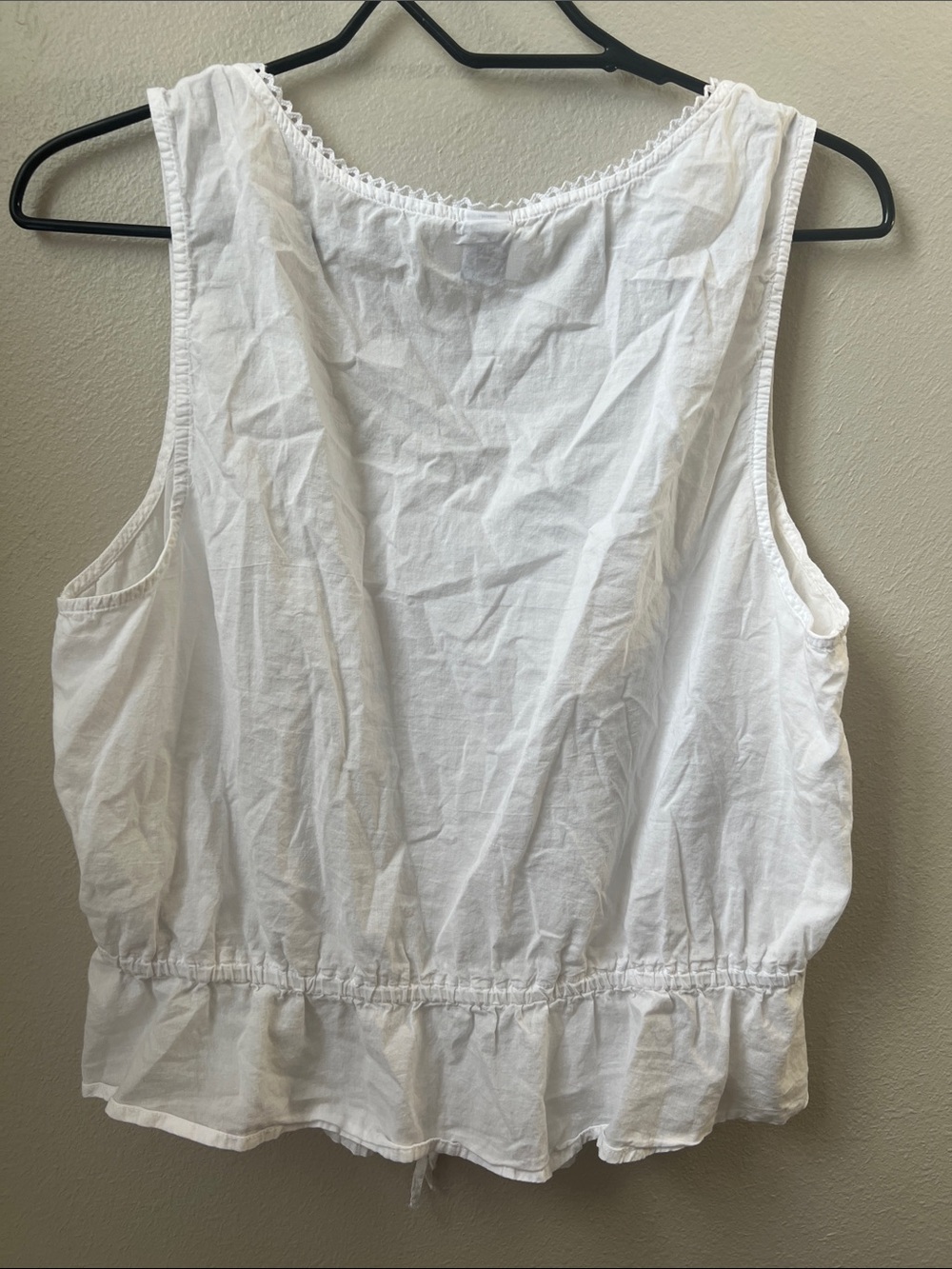 Old Navy White Sleeveless Button-Front Top - Picture 5 of 5